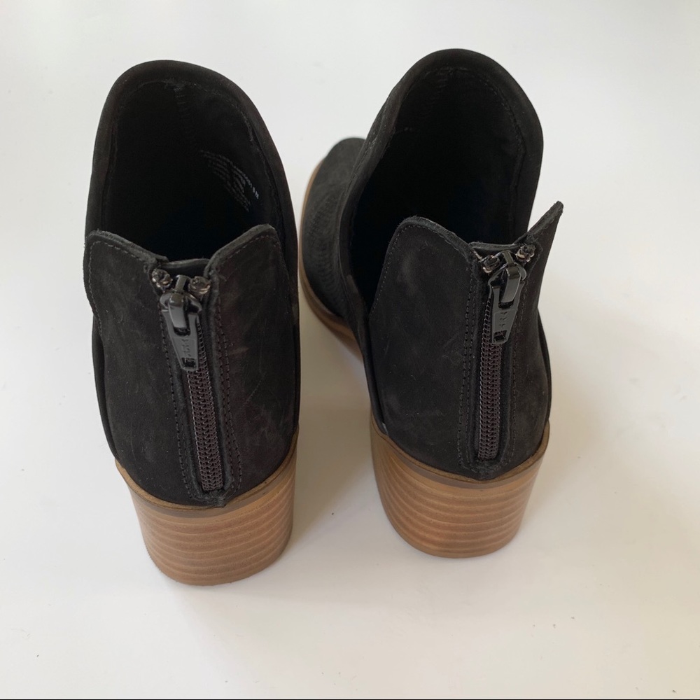 Steve Madden Lancaster Perforated Ankle Boot 8 NWT - Picture 6 of 7